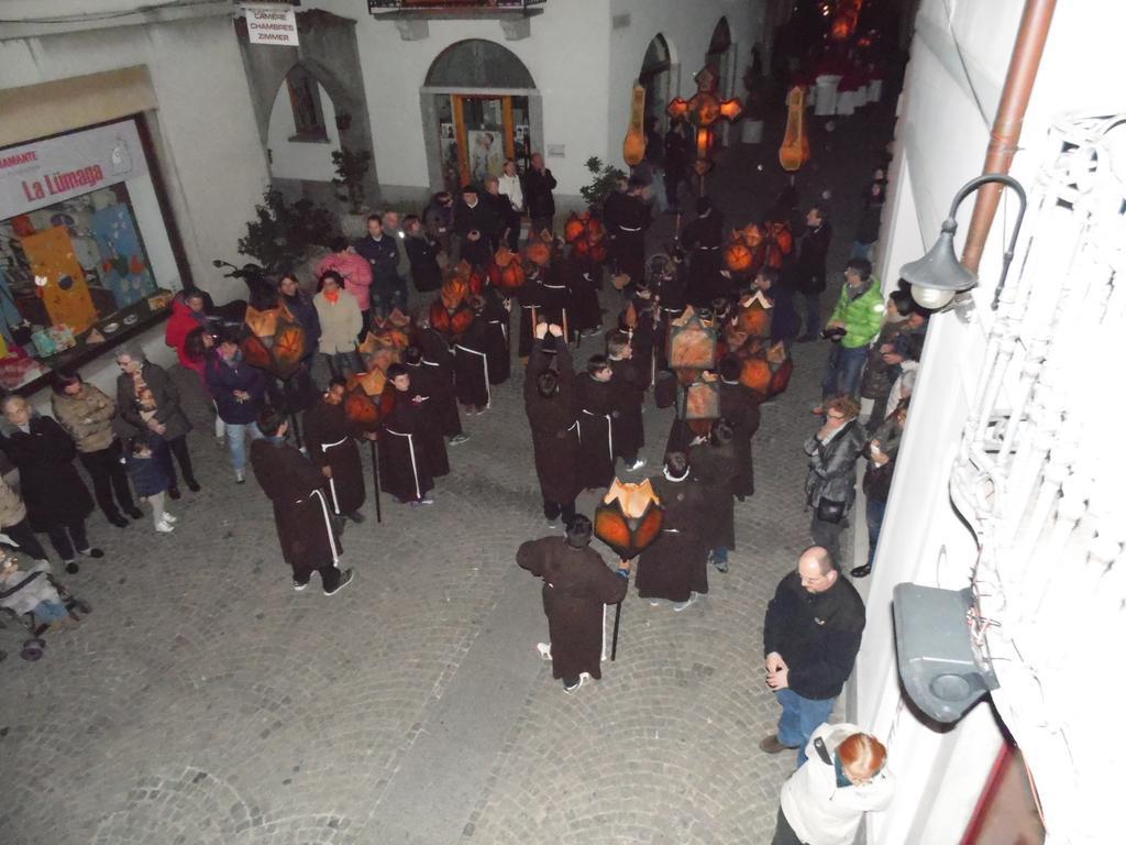 مبيت وإفطار منديريسو Garni Bar Sport المظهر الخارجي الصورة